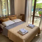 Olympia's Seaside Holiday home *