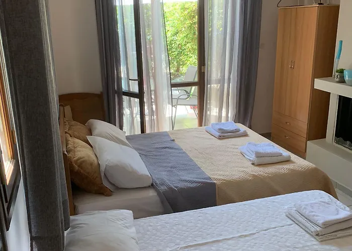 Olympia's Seaside Tatil Evi