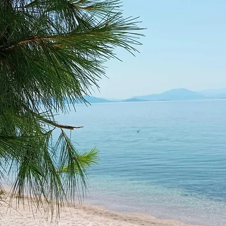 펜션 Olympia's Seaside 레포카스트론