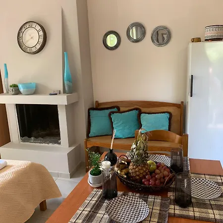 Olympia's Seaside * Lefókastron